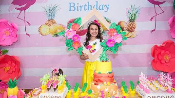 Festa Tropical Chic da Geovanna Festa Tropical Chic da Geovanna