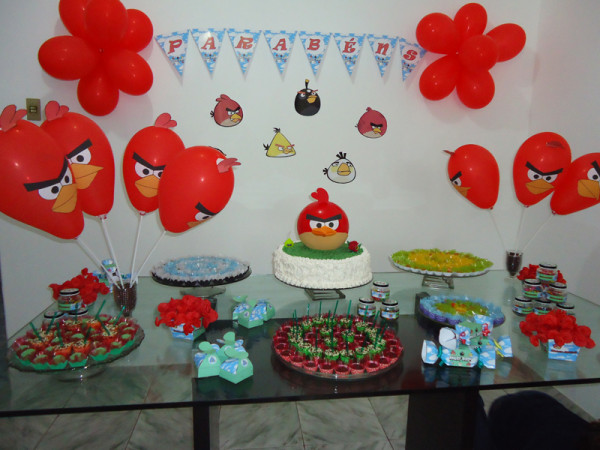 Tema: Angry Birds – Festa da Leitora Marcelle Sampaio!