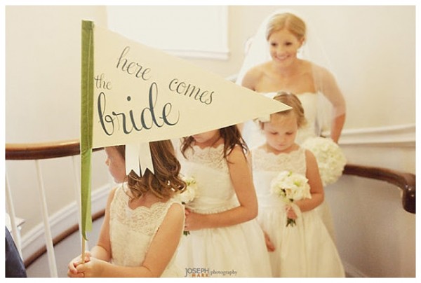 Here Comes The Bride Signs Bridesmaid Ideas Wedding Inspiration Before the Big Day Wedding Blog UK 092