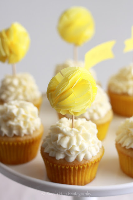 Cute Tissue Paper Pompom Cupcake Toppers Tutorial