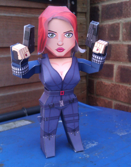 Black Widow – Bonecos 3D para Recortar e Montar!