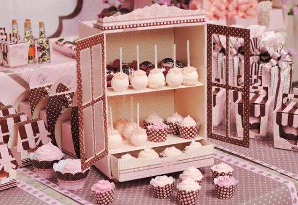 suporte rosa e marrom detalhe cupcake festabox