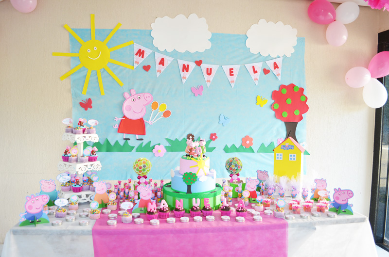 Linda casa da Peppa com teto removível. Festa Peppa Pig - Tema