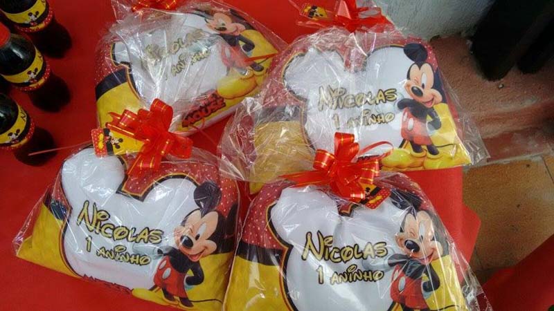 Lembrancinha Almofada Personalizada Festa Mickey do Nicolas