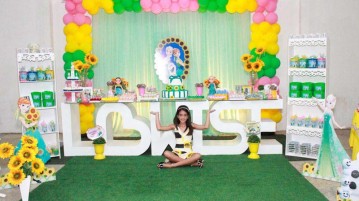 Festa Frozen Fever Criativa da Lowise Mesa de doces Festa Frozen Fever da Lowise