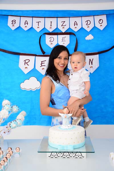 Mamãe e Renan Festa Batizado Anjinho de Renan