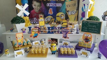 Festa Minions do Lorenzo Decoração Mesa dos Doces Festa Minions