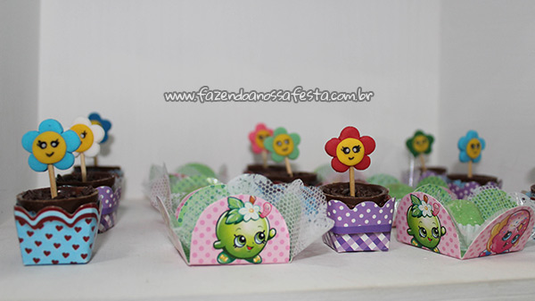 Docinhos 2 Festa Infantil Shopkins