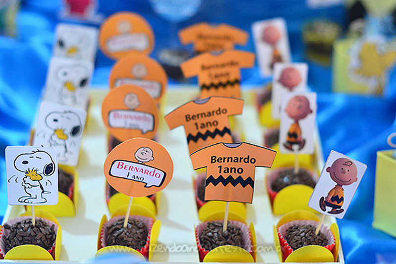 Doces personalizados Festa Snoopy do Bernardo