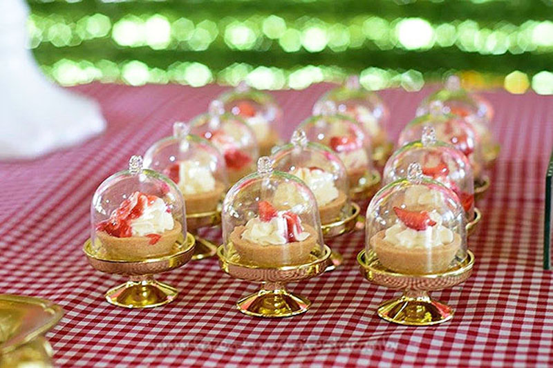 Bolo 2 Festa Infantil Chapeuzinho Vermelho da Isabela - Fazendo a Nossa  Festa